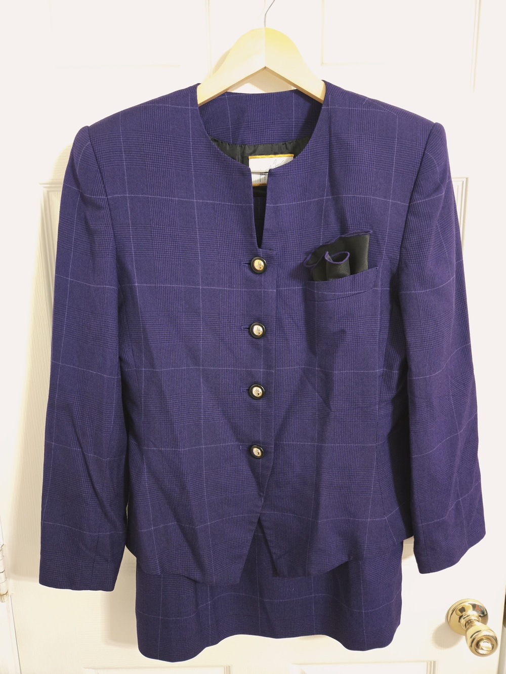 Jacqueline Ferrar Women's Purple Blazer And Skirt Suit with Gold Buttons Size 14